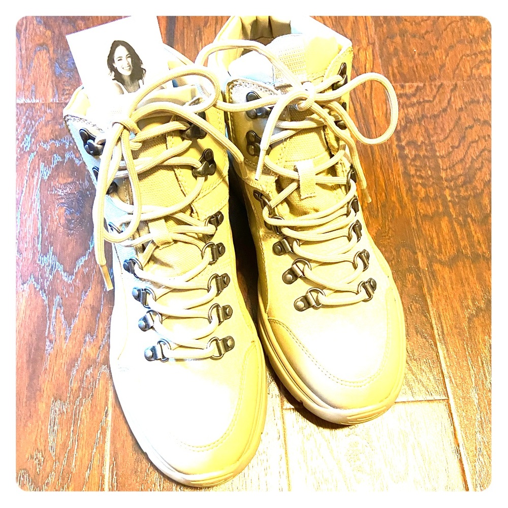 Hiking Hightop Sneaker Boot